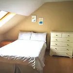 Ashton House * Tramore