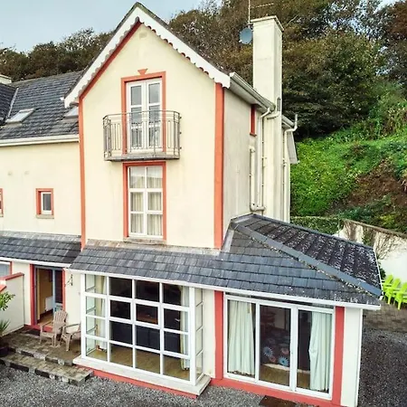 Ashton House * Tramore