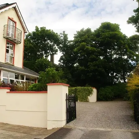 Ashton House Tramore