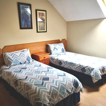 Holiday home Ashton House