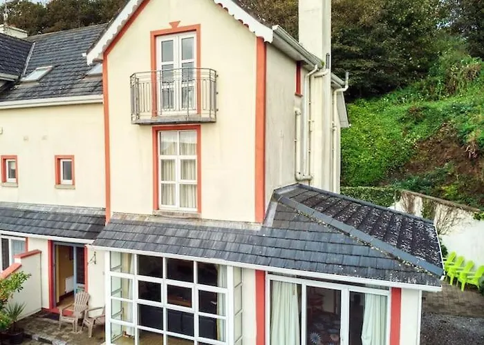 Ashton House * Tramore