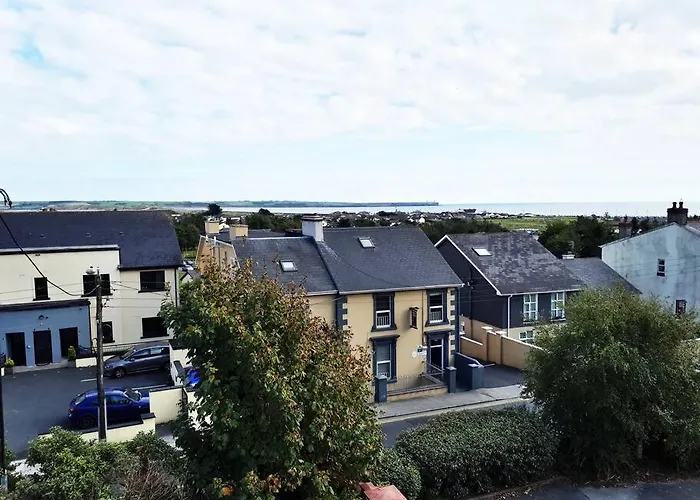 Ashton House * Tramore